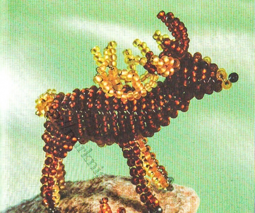 олень с рогами из бисера