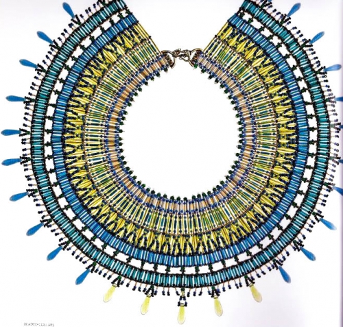 готовый воротник из бисера и стекляруса