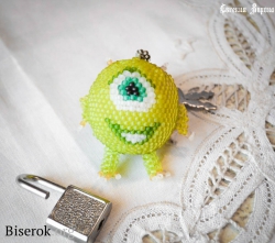 брелок из бисера